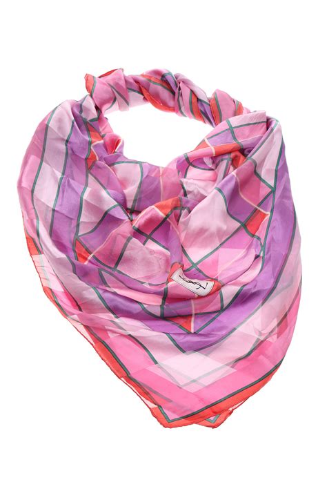 Foulards Yves Saint Laurent pour femme 